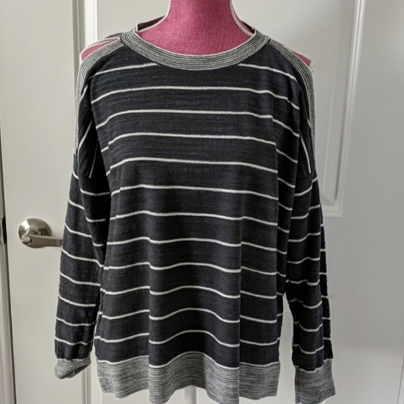 LOFT Relaxed Fit Dolman Sleeve Peep Shoulder Stripe Knit Sweater size Large - Picture 6 of 8